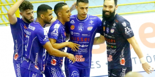 Foz Cataratas recebe o Pato Futsal nesta terça