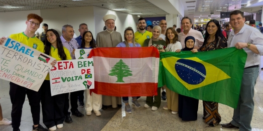Foz do Iguaçu recebe brasileiros repatriados do Líbano