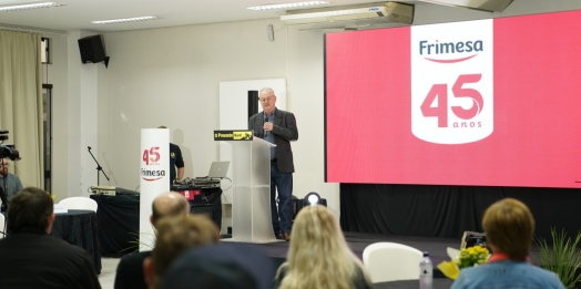 Frimesa  e Jornal O Presente Rural promovem discussões sobre o desenvolvimento da produção leiteira