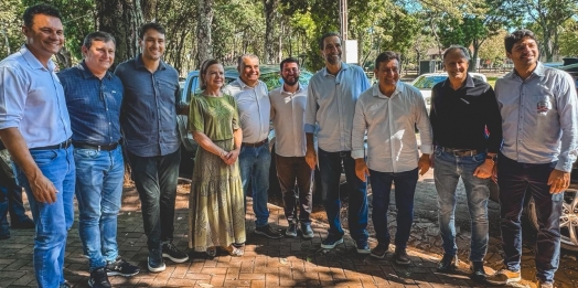 Gleisi Hoffmann participa de assinatura de convênios entre Itaipu e Lindeiros em Santa Helena