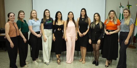 Graciela dos Santos Scheunemann Alamini assume a presidência da ACISMI/MULHER