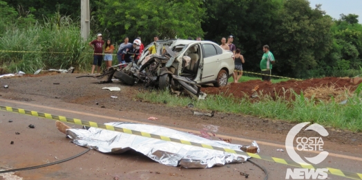 Grave acidente deixa dois mortos na PR 495, entre Santa Helena e Entre Rios do Oeste