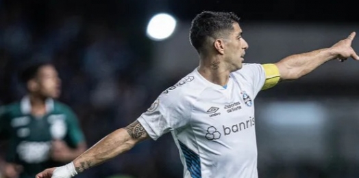 Grêmio empata com Goiás, mas perde vice-liderança do Brasileirão