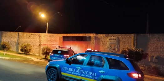 Guarda Municipal de São Miguel do Iguaçu cumpre mandado de prisão durante o jogo de São Miguel e Chopinzinho