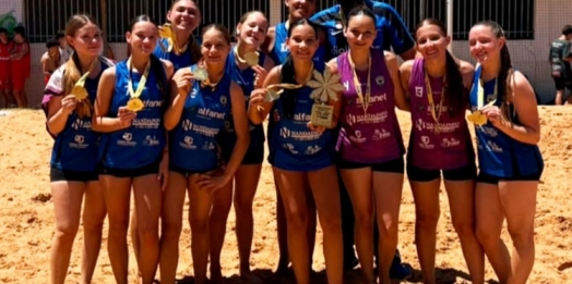 Handebol de praia feminino de São Miguel do Iguaçu conquista título dos Jogos da Juventude do Paraná