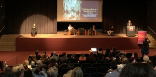 Historiadora da Casa da Memória de Medianeira participa do 9º Encontro Estadual de Museus