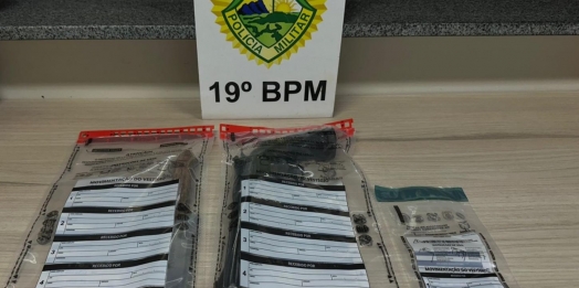 Homem é preso após ameaçar clientes com arma de fogo e faca em comércio de Santa Helena