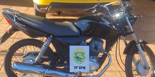 Homem empina a moto e é surpreendido pela Polícia Militar em São Miguel do Iguaçu