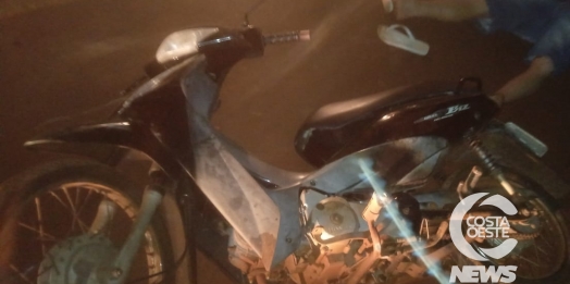 Homem fica ferido em queda de moto no interior de Santa Helena