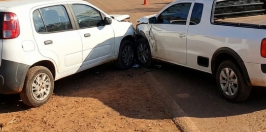 Homem morre em colisão entre dois carros em Santa Terezinha de Itaipu