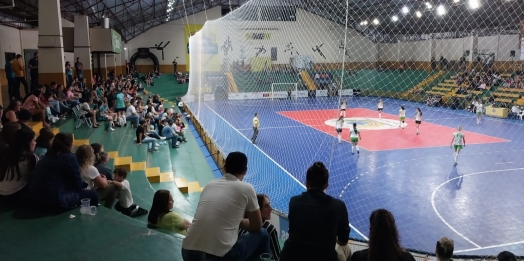 Interfirmas de futsal da ACISMI está agitando o Ginásio Joelson Marcelino com várias partidas e muitos gols