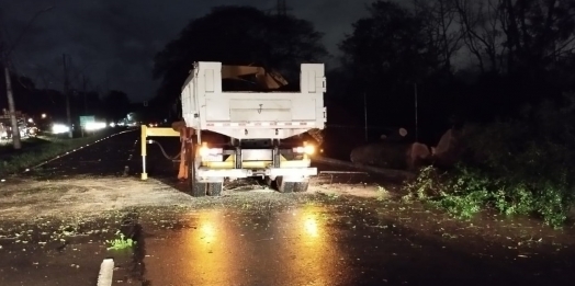Itaipu junta-se à força-tarefa para reparar danos do temporal em Foz do Iguaçu