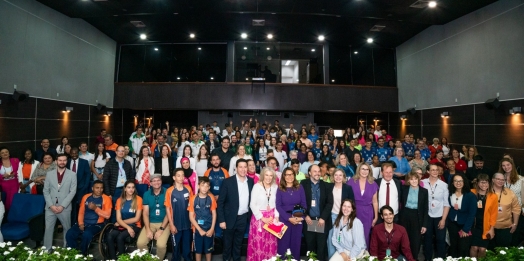 Janja Lula da Silva participa de evento com jovens de projetos sociais apoiados pela Itaipu