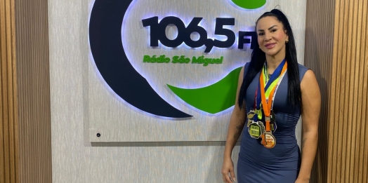 Laura Cagliari brilha no Beach Tennis e projeta carreira profissional em São Miguel do Iguaçu