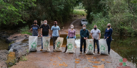 Limpeza da Ponte Molhada em Linha Glória é mais uma ação da Semana do Meio Ambiente em Missal