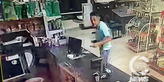 Câmera de segurança registra ação de bandido em loja de Missal