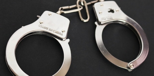 Marido embriagado agride e expulsa esposa de casa em Medianeira
