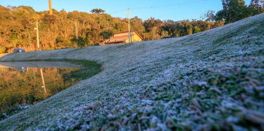Massa de ar polar vai derrubar as temperaturas no Paraná