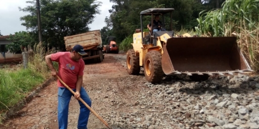 Secretaria de Obras de Matelândia segue realizando os trabalhos