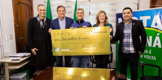 Mecânico de Foz do Iguaçu  descobre pela TV que ganhou R$ 1 milhão em sorteio do Programa Nota Paraná