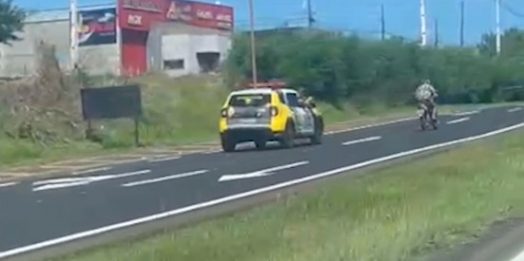 Medianeira: Sem CNH e fugindo da PM, motociclista é detido após andar na contramão na BR 277