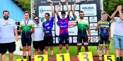 Medianeira sobe ao pódio com Alex Malacarne na Categoria Elite e Sub 23 no Paranaense de MTB