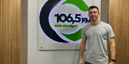 Metalúrgica Raimundi celebra 17º título e fala sobre hegemonia no futsal