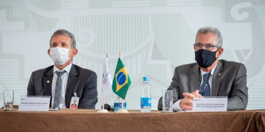 Ministro Bento Albuquerque conhece projetos do Parque Tecnológico Itaipu para investimentos no setor elétrico