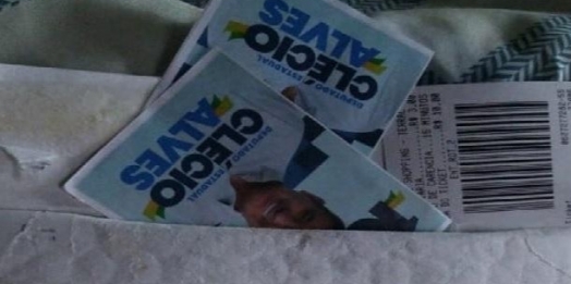 Moradora de Entre Rios do Oeste recebe envelope com propaganda política após 