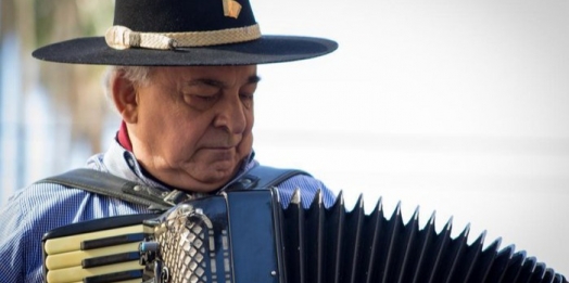Morre Luiz Carlos Borges, cantor tradicionalista gaúcho