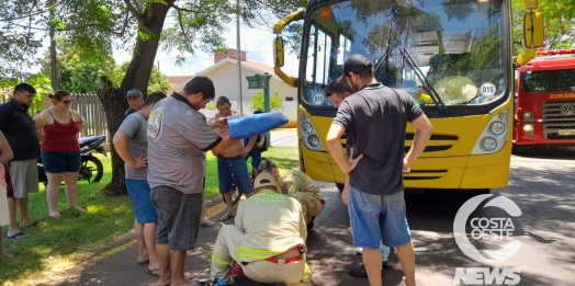 Motociclista é arrastado após acidente com ônibus em Santa Helena