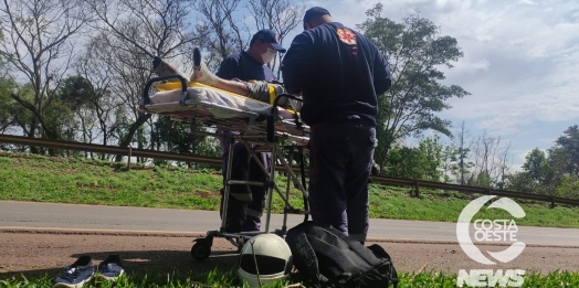 Motociclista fica ferido após sofrer queda na BR-277, em São Miguel do Iguaçu