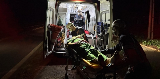 Motociclista tem suspeita de fratura no braço em acidente na PR 488 em Santa Helena