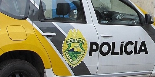Motorista entra em luta corporal com assaltantes e tem carro roubado no centro de São Miguel do Iguaçu