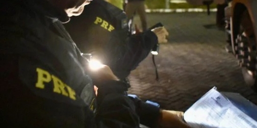 Motorista provoca acidente que deixa duas pessoas mortas e outras seis feridas na BR-277, em Guarapuava