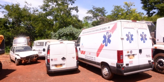 Motta e Rodrigues encontram Pátio de Máquinas em estado de abandono