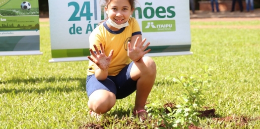 Município de Guaíra e Itaipu Binacional celebram plantio de 24 milhões de árvores