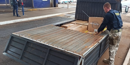 Na Ponte da Amizade, PRF apreende peças de carro importadas ilegalmente