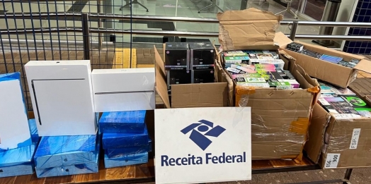 Oito veículos e mais de R$ 150.000,00 foram apreendidos em mercadorias durante operações de fiscalização