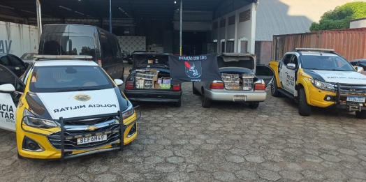 Operações com Cães BPRv apreende carros carregados com cigarros eletrônicos em Floresta