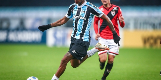 Ouça o gol: Grêmio perde para o Atlético-GO e segue na lanterna do Brasileirão