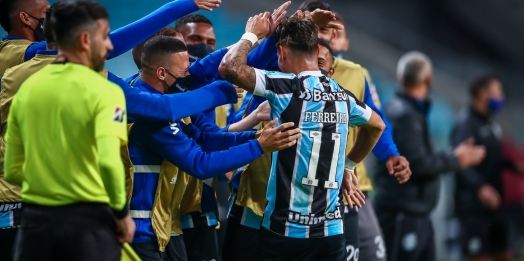 Ouça os gols: Grêmio volta a vencer o Lanús e encaminha avanço na Sul-Americana