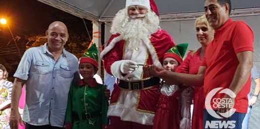 Papai Noel recebe a chave da cidade em São Miguel do Iguaçu