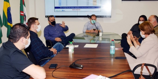 Paraná anuncia início da vacinação de adolescentes contra a Covid-19