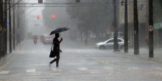 Paraná está sob alerta de tempestades com granizo e ventos de até 100 km/h