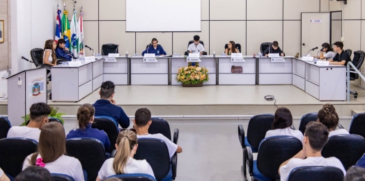 Parlamento jovem realiza sessão com aprovação de novas indicações ao Poder Executivo