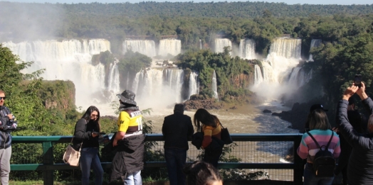 Parque Nacional do Iguaçu emociona cerca de 25 mil no feriadão de Corpus Christi
