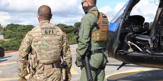 PCPR e PF removem líder de facção criminosa para presídio federal