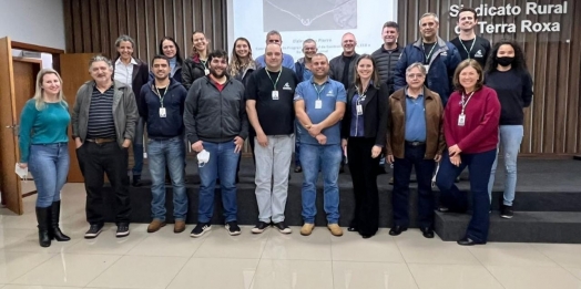 Pecuaristas participam de palestra sobre raiva em herbívoros
