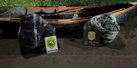 PF e BPFRON apreendem fardos de maconha em embarcação no rio Paraná